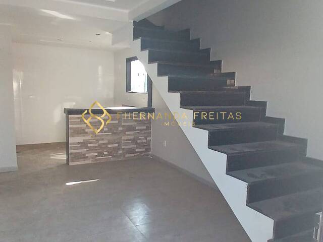 #51 - Casa para Venda em Maricá - RJ