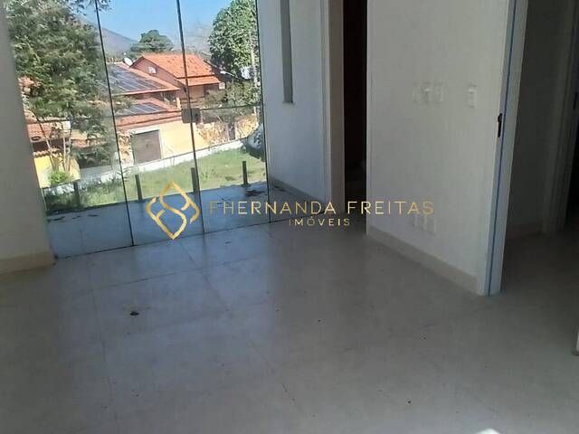 Casa para Venda em Niterói - 4