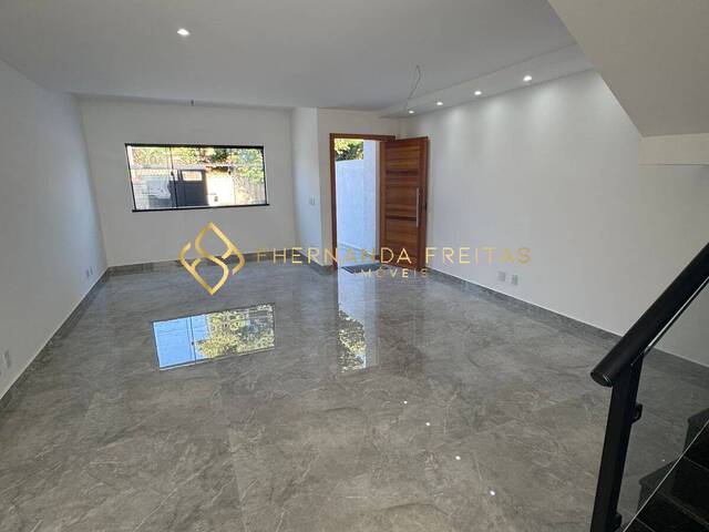 #195 - Casa para Venda em Niterói - RJ
